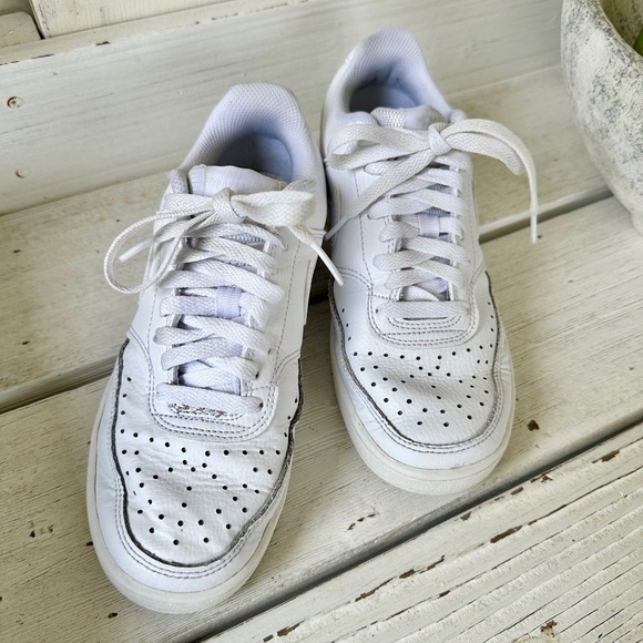 NIKE, COURT VISION, CD5434-100, WOMENS LOW TOP TENNIS SHOES. SIZE 6 1/2 - Picture 4 of 6